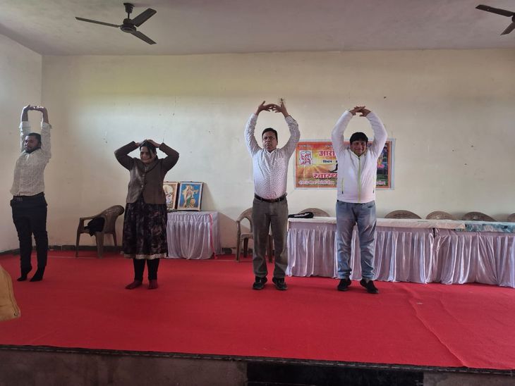 Students took an oath to stay away from drugs Jhalawar Rajasthan | विद्यार्थियों ने ली नशे से दूर रहने की शपथ: स्वस्थ रहने और जंक फूड से दूर रहने की सलाह – jhalawar News