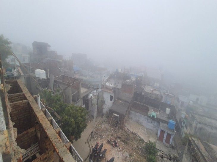 Dense fog and clouds prevailed in Tonk for the fourth day as well. | टोंक में चौथे-दिन भी घना कोहरा, न्यूनतम तापमान 6 डिग्री: 50 मीटर तक घटी विजिबिलिटी, गलन और हवा से सर्दी बढ़ी – Tonk News