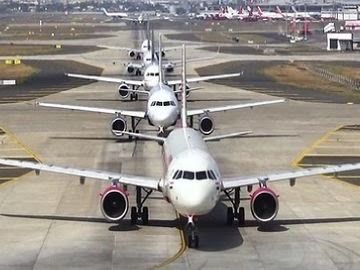 Flight schedule disrupted again at Jaipur airport | जयपुर एयरपोर्ट पर फिर बिगड़ा फ्लाइट शेड्यूल: चंडीगढ़-उदयपुर की 2 फ्लाइट कैंसिल, कोलकाता-मुंबई की फ्लाइट लेट, पैसेंजर्स हुए परेशान – Jaipur News