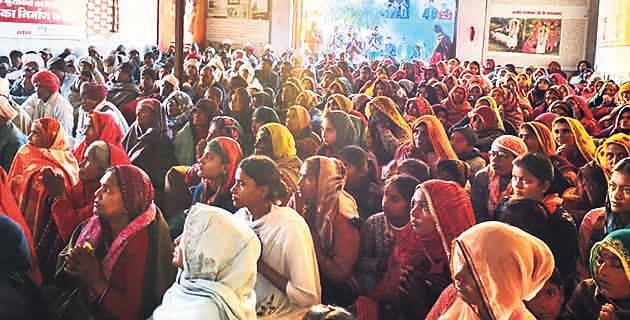 A flood of devotees gathered at the satsang program. | सत्संग कार्यक्रम में उमड़ा श्रद्धालुओं का सैलाब – Tonk News