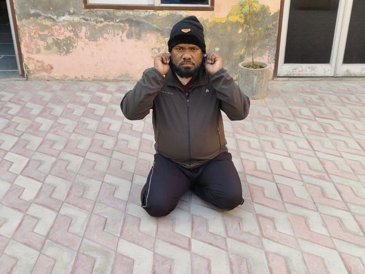 Sangaria police arrested the fraud accused Hanumangarh Rajasthan | संगरिया पुलिस ने धोखाधड़ी के आरोपी को पकड़ा: 79 ग्राम सोना, 41 हजार नकद बरामद; पश्चिम बंगाल से गिरफ्तारी – Hanumangarh News