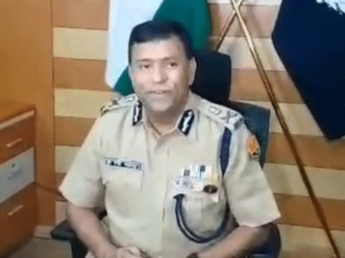 FIR against more than a dozen people including former DGP Ravi Prakash Meharda | पूर्व-DGP रवि प्रकाश मेहरड़ा समेत एक-दर्जन से अधिक पर FIR: डॉ. अंबेडकर मेमोरियल वेलफेयर सोसायटी चुनाव के बाद हुआ हंगामा; पूर्व DGP के भाई ने भी दर्ज कराया मुकदमा – Jaipur News