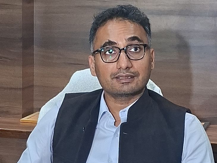 शहर में अब फिर से बदलेगा स्कूलों का समय:सुबह 10 बजे वाले आदेश रद्द, जल्दी खुल सकेंगे स्कूल, आंगनवाड़ी केंद्र