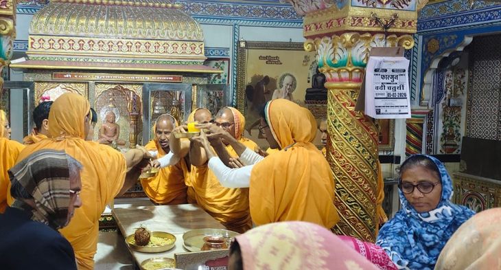 पदमप्रभु का मोक्ष कल्याणक मनाया