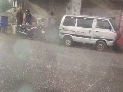 राजस्थान में बारिश के साथ ओले गिरे,13 जिलों में अलर्ट:अजमेर, भीलवाड़ा और चित्तौड़गढ़ में छाए बादल; जानिए- फरवरी के पहले हफ्ते में कैसा रहेगा मौसम