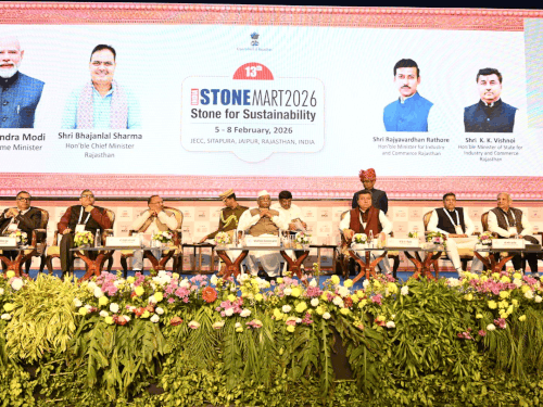 राज्यपाल बोले- प्राकृतिक संसाधनों से समृद्ध राजस्थान:इंडिया स्टोन मार्ट में श्रेष्ठ स्टॉल-हस्तशिल्प कलाकारों को किया सम्मानित
